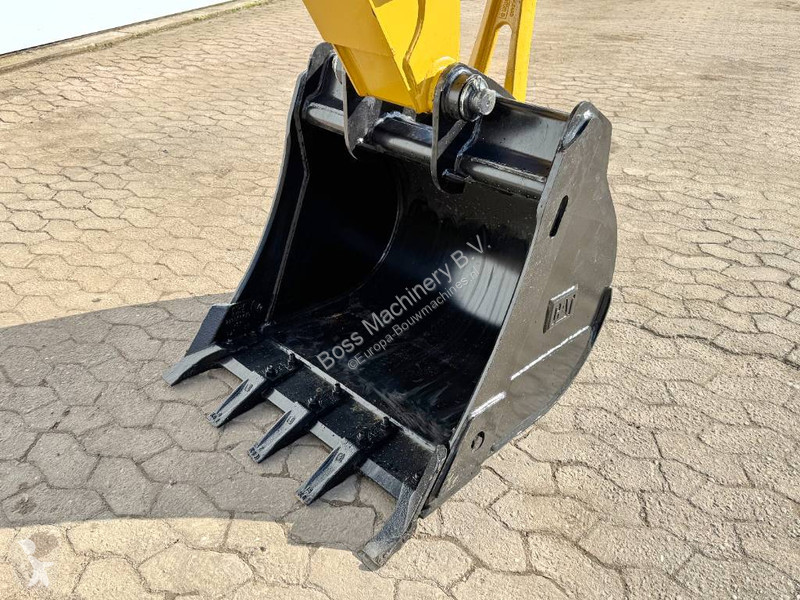 Rýpadlo-nakladač Caterpillar 424 4WD - Hammer...