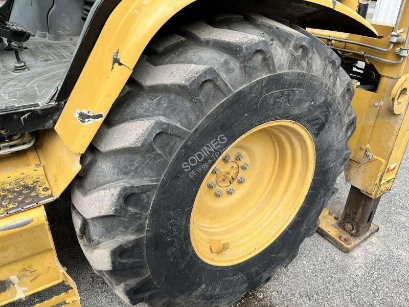 Экскаватор-погрузчик Caterpillar