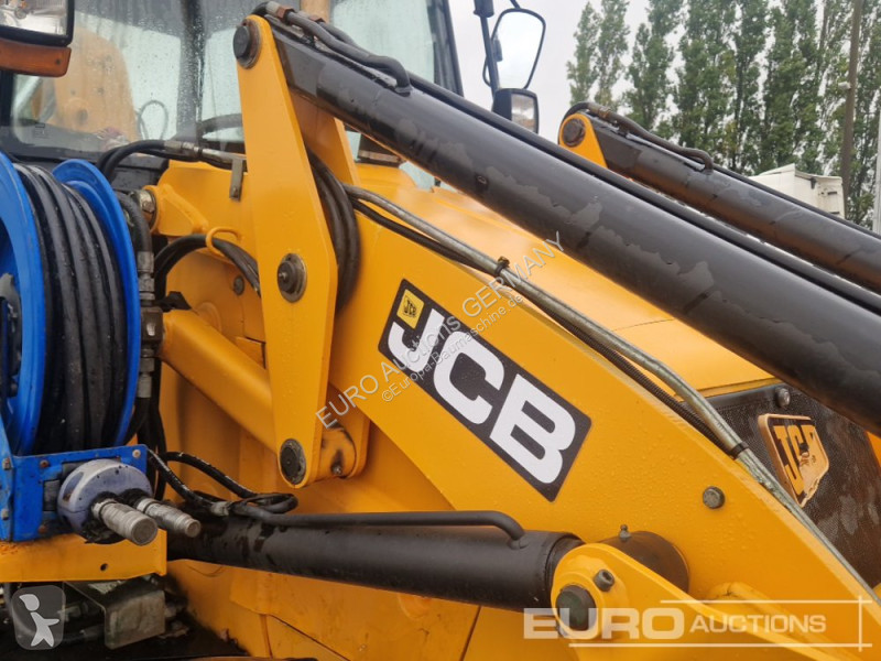 Buldoexcavator JCB 2CX