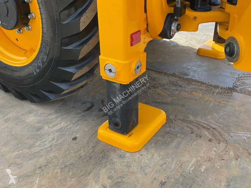 Koparko-ładowarka JCB 3DX 4WD hammerlines