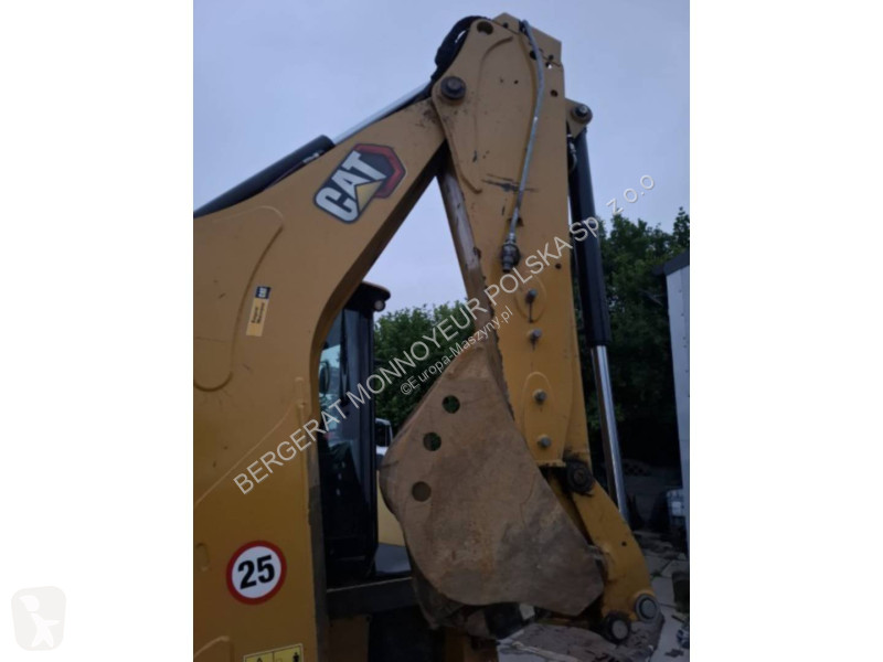 Koparko-ładowarka Caterpillar 428-07
