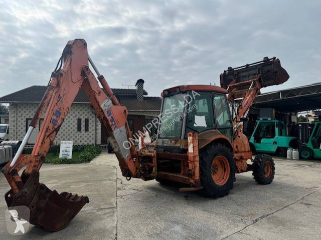 Retroescavadora Fiat-Hitachi