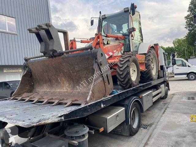 Retroescavadora Komatsu WB93 R2