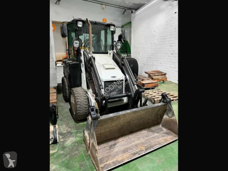 Traktor med grab Hidromek
