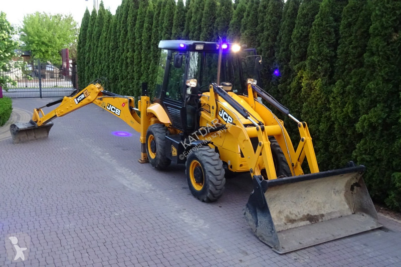 Retroescavadora JCB 2CX SM 4 WS