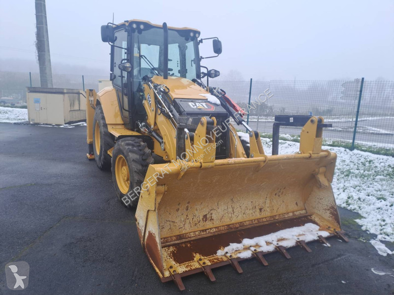 Rýpadlo-nakladač Caterpillar 432