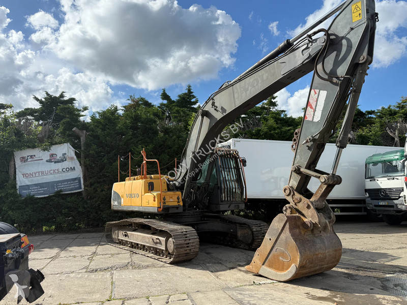 Traktor med grab Volvo EC 240CL Excavator...