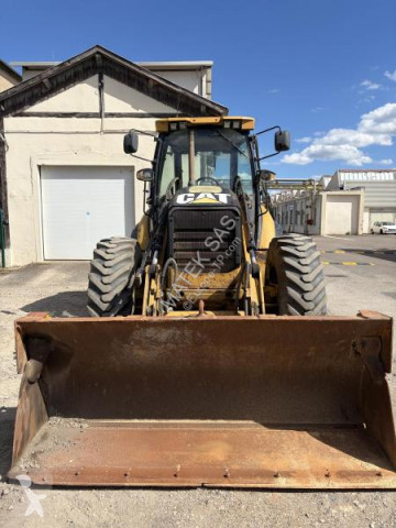 Tractopelle rigide Caterpillar