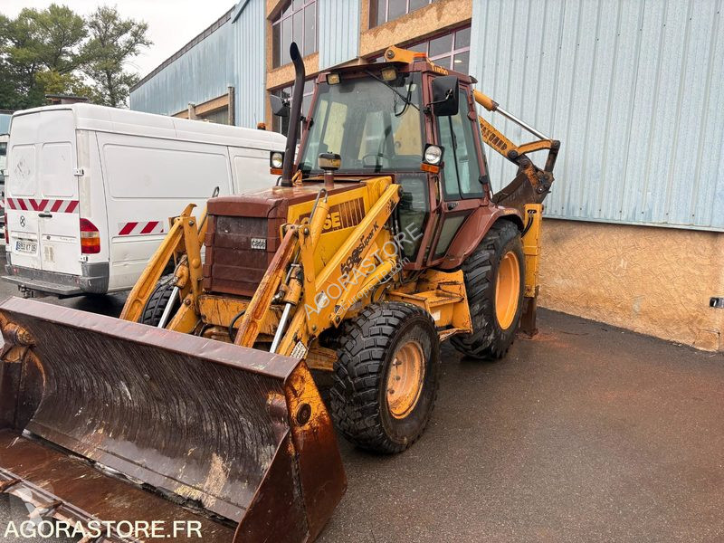 Tractopelle Case SK 4X4