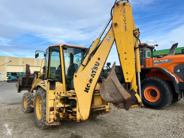 Buldoexcavator rigid Komatsu