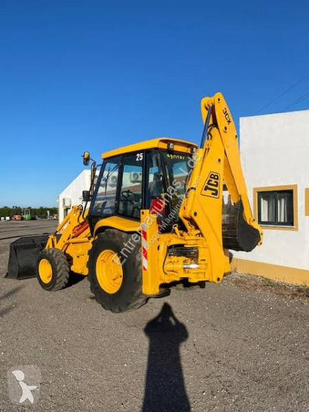 Retroescavadora JCB
