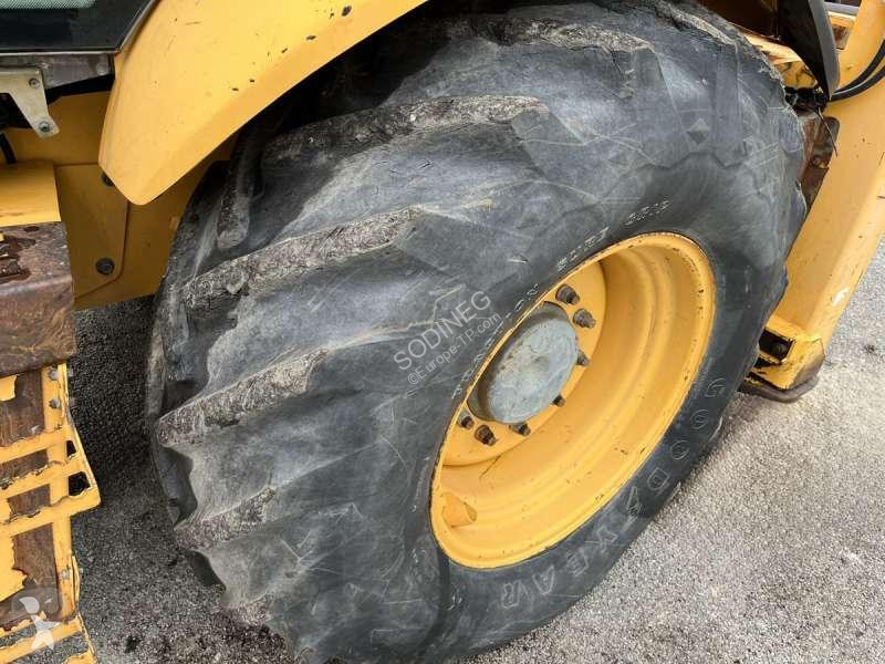 Traktor med grab Volvo + POWERSHIFT