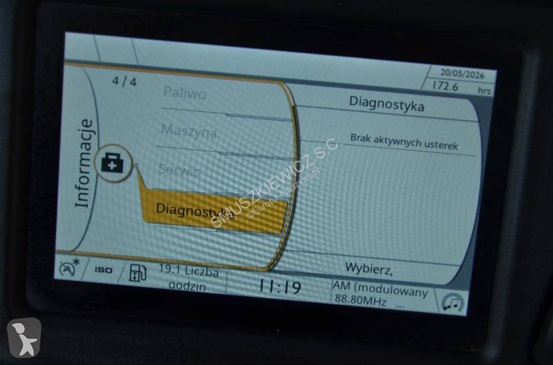 Traktor med grab JCB 2026r / SILNIK 4,8L 109km...