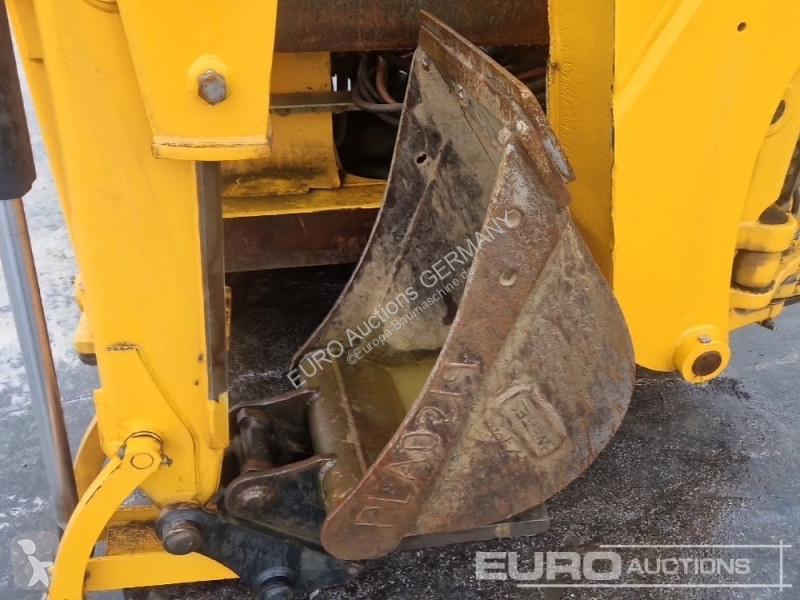 Buldoexcavator JCB 2CX