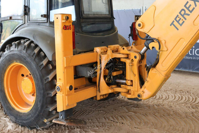 Tractopelle Terex TLB 844SX4