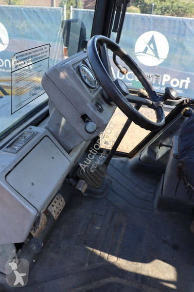 Tractopelle MF Automation 860
