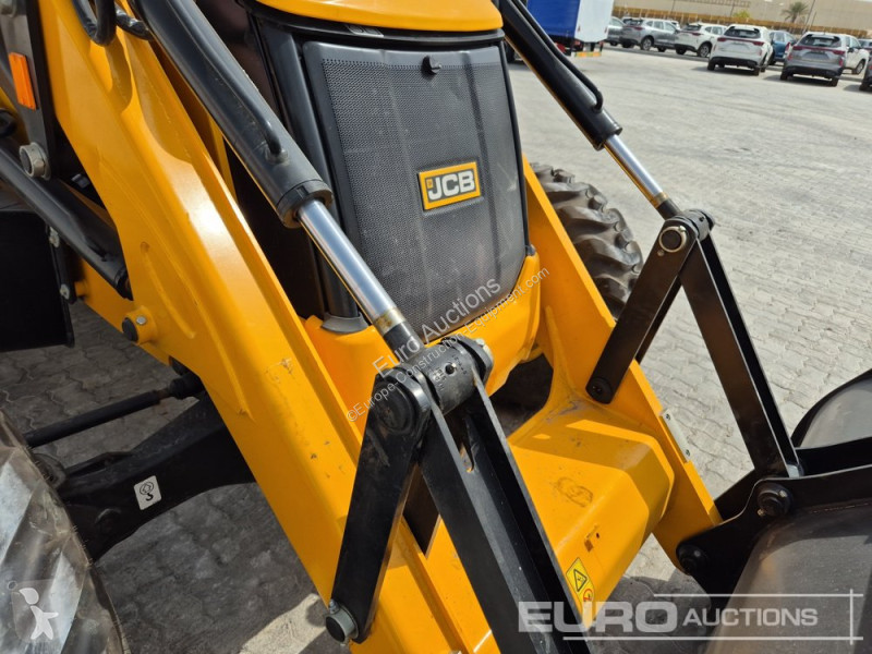 Graaflaadmachine JCB 3DX PLUS