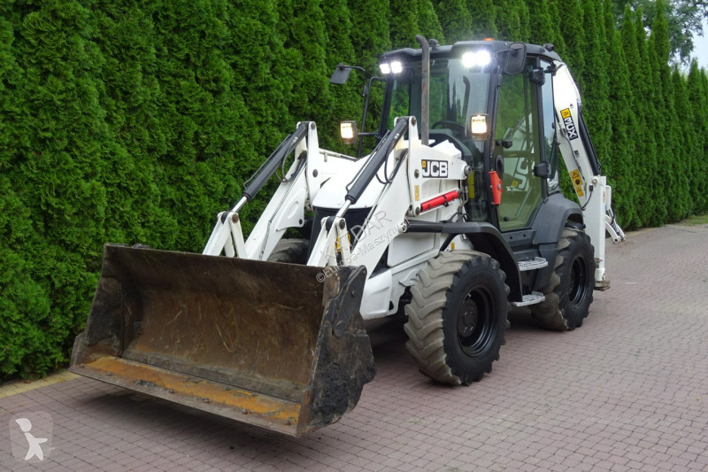 Buldoexcavator JCB 2CX 3CX