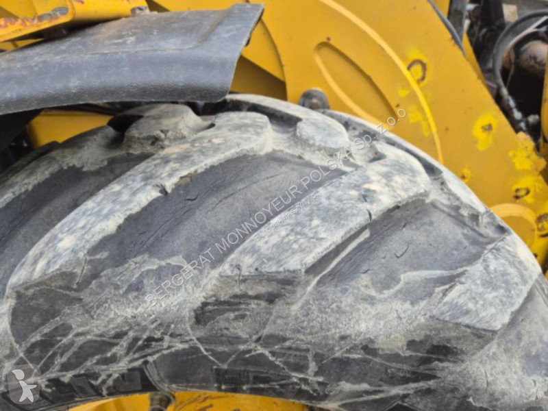 Tractopelle Caterpillar 432F2