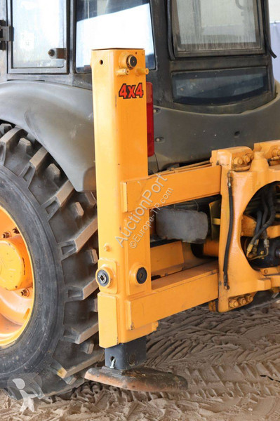 Tractopelle Terex TLB 844SX4