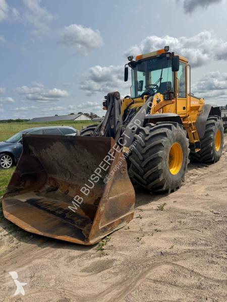 Bagr Volvo L120E