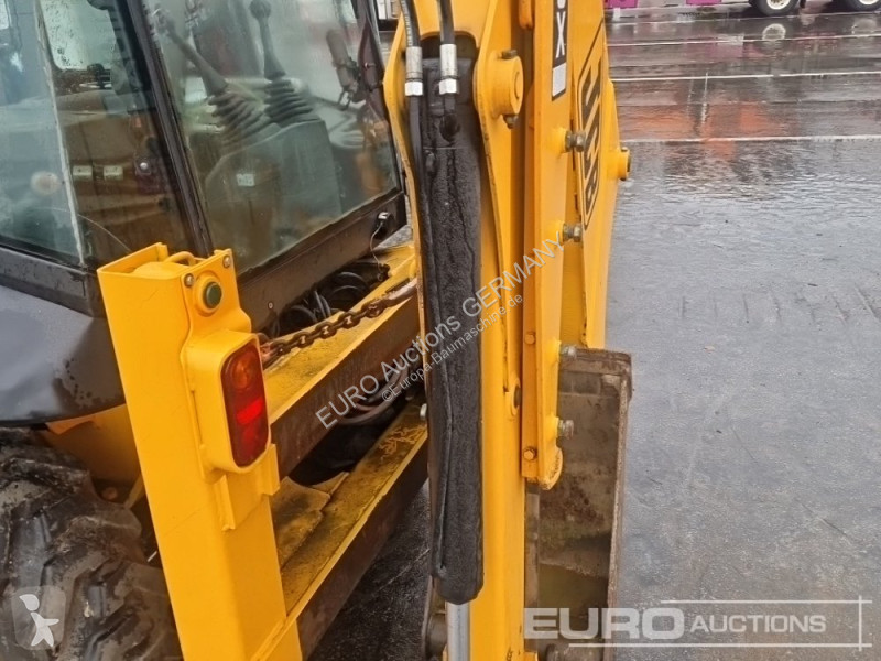 Buldoexcavator JCB 2CX