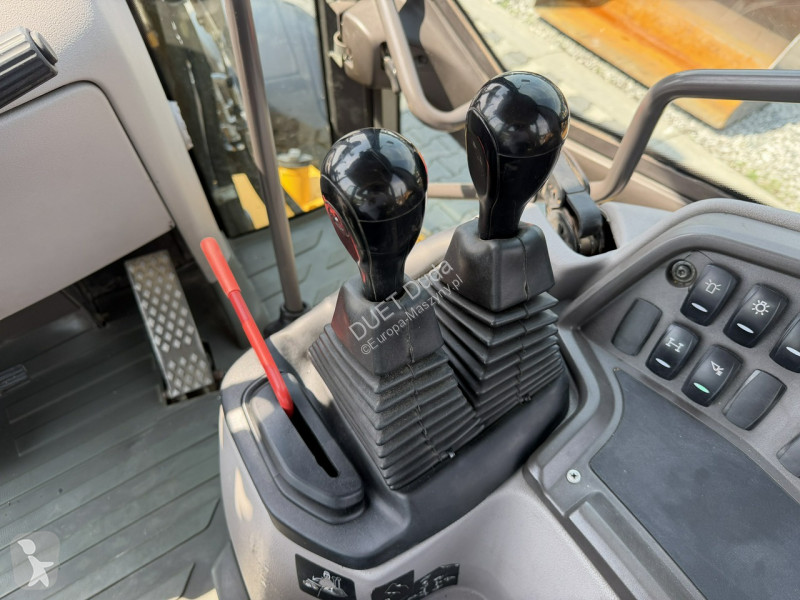 Traktor med grab Volvo B Oryginalna Bez Luzów i...