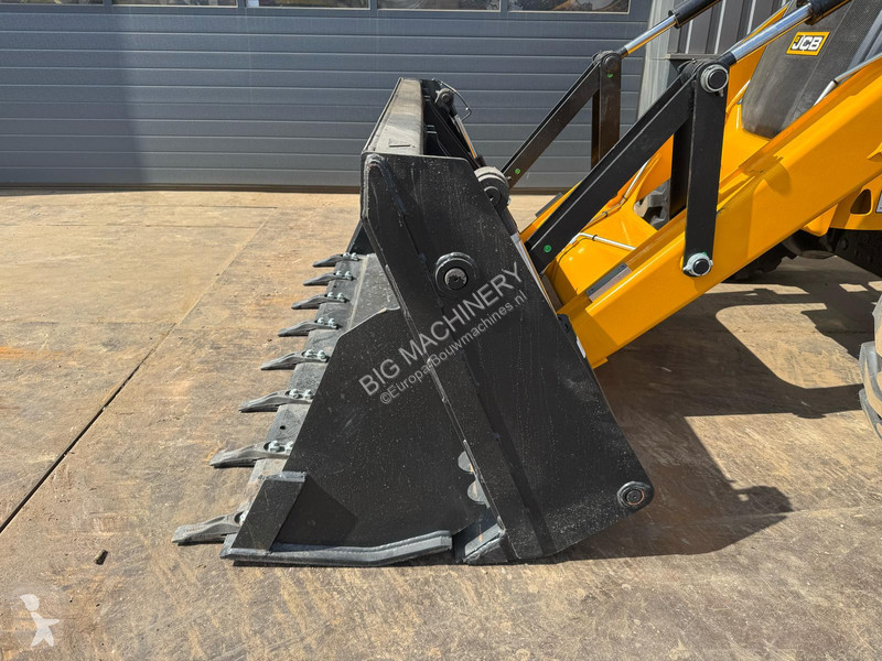 Graaflaadmachine JCB JCB 3DX Plus 4×4 –...