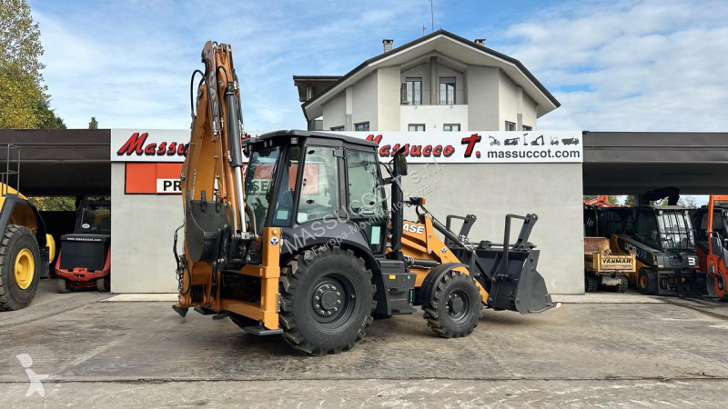 Bagr Case 4x4