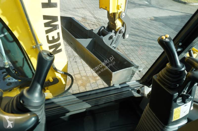 Buldoexcavator New Holland