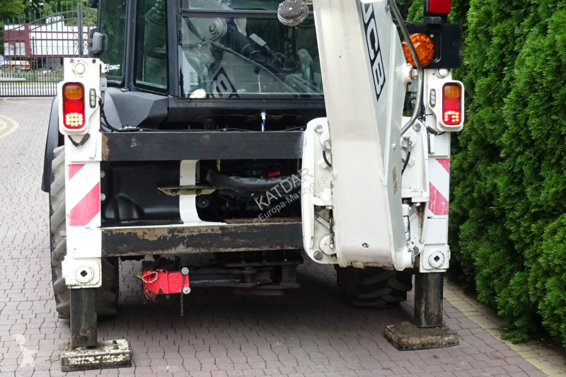 Buldoexcavator JCB 2CX 3CX