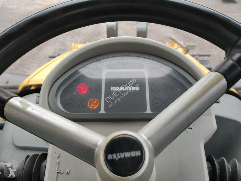 Traktor med grab Komatsu WB 93S-5E0 Bez Luzów...