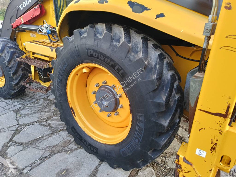 Terna Volvo + graaflaad combinatie backhoe...