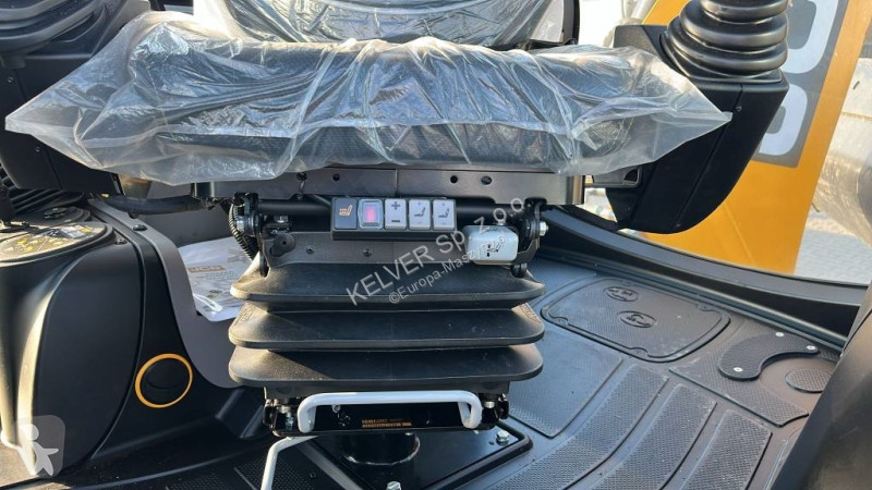 Traktor med grab JCB 3CX PLUS * NEW unused *...