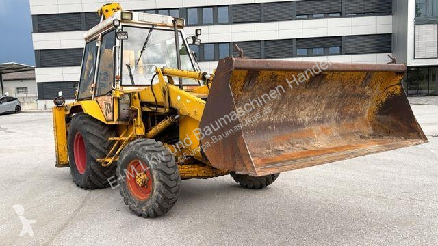 Rýpadlo-nakladač JCB Cx 3