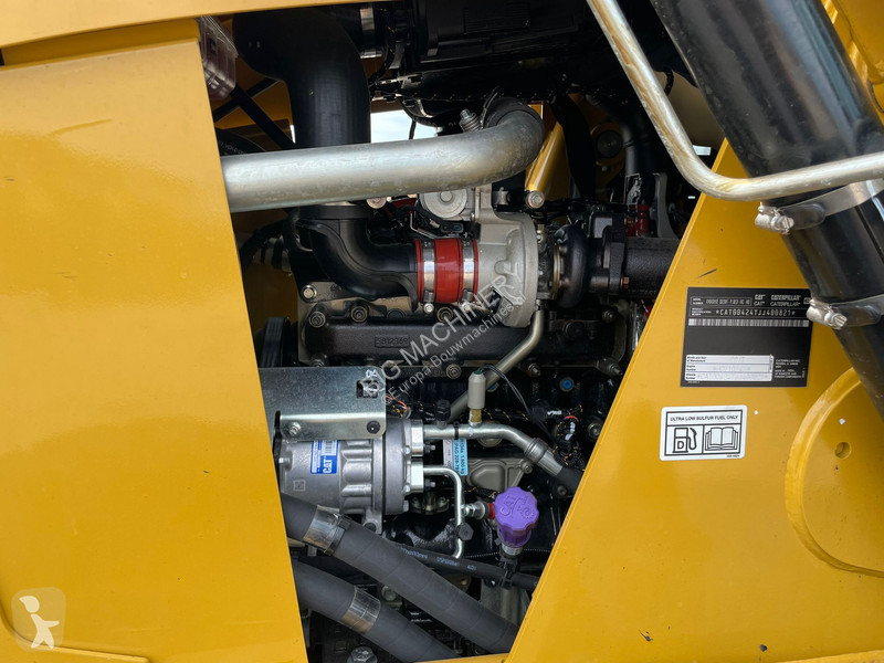 Tractopelle Caterpillar 424