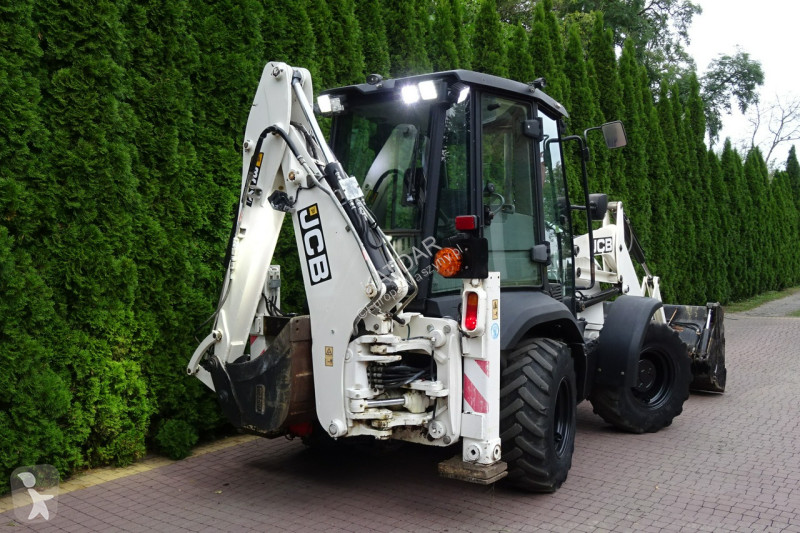 Buldoexcavator JCB 2CX 3CX