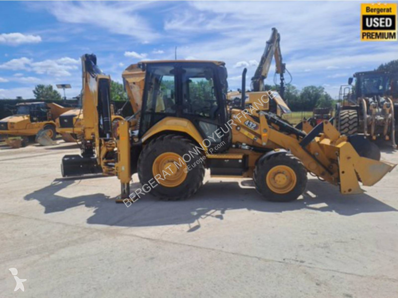 Багер-товарач Caterpillar 432