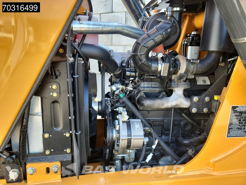 Bagr Case 570SV 4WD - A/C - 4-1 Bucket -...