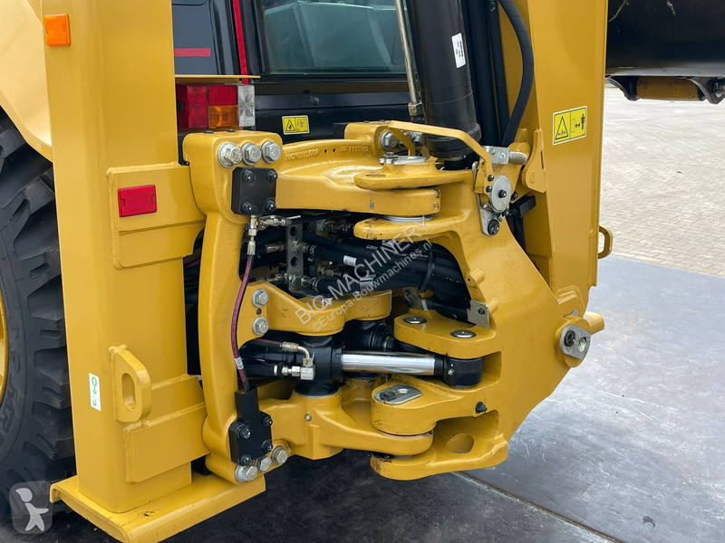 Tractopelle Caterpillar 424