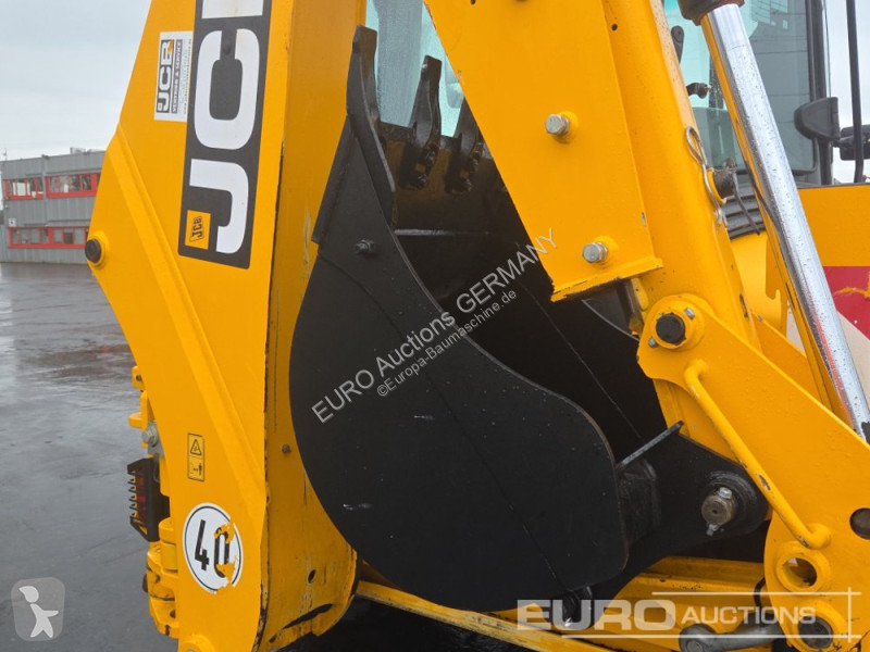 Rýpadlo-nakladač JCB 4CX PRO