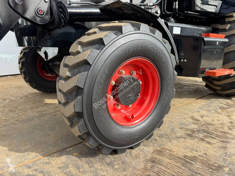 Rýpadlo-nakladač  420x 4WD - UNUSED! Telescopic...