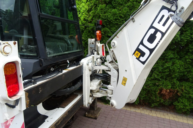 Buldoexcavator JCB 2CX 3CX