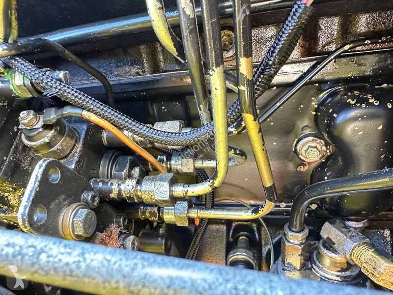 Retroexcavadora Case KT