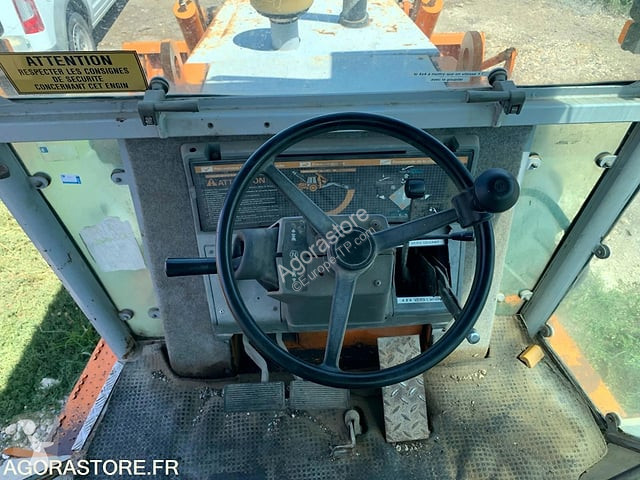 Tractopelle