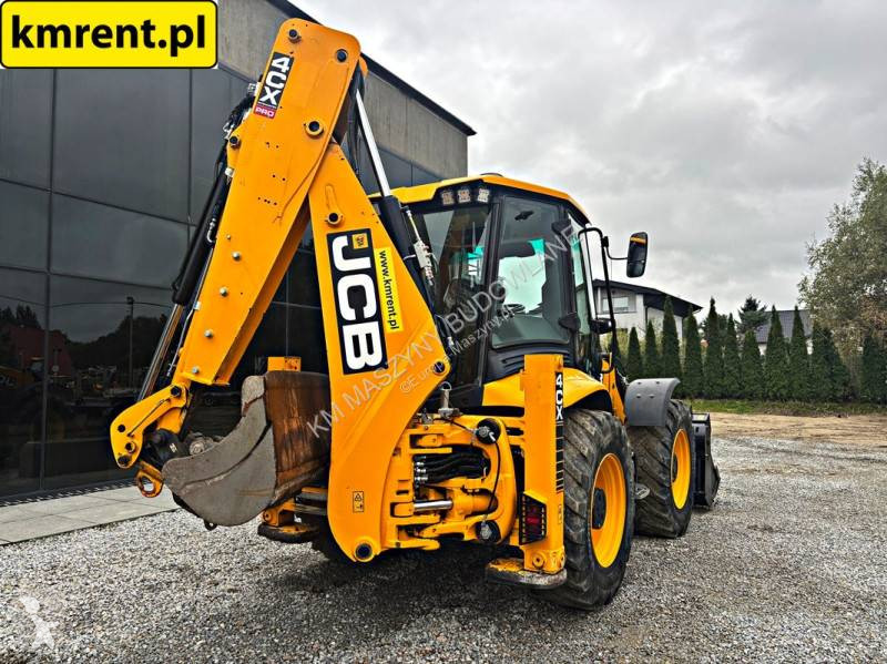 Tractopelle JCB