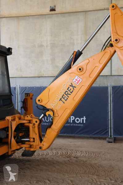 Tractopelle Terex TLB 844SX4