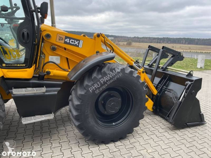Retroescavadora JCB