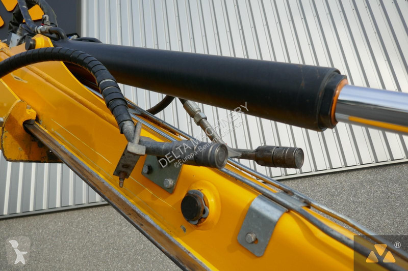 Traktor med grab JCB PRO