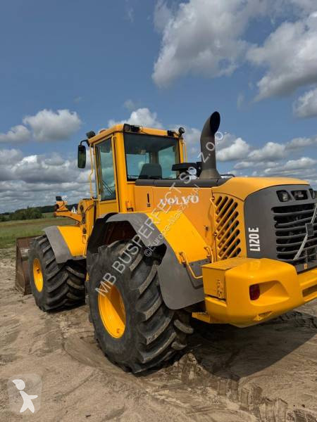 Bagr Volvo L120E